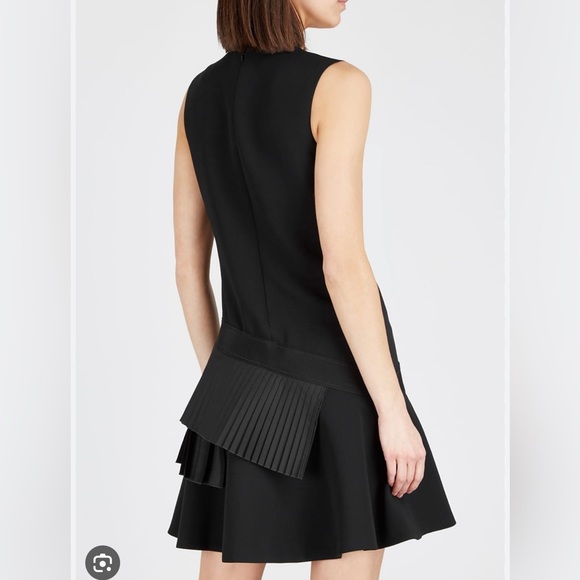Victoria Beckham pleated dress - Picture 2 of 10